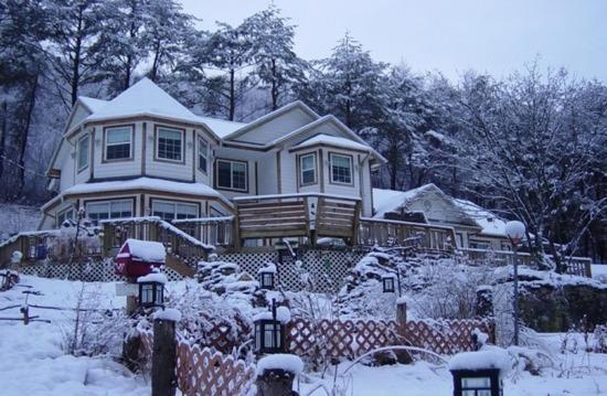 Fermata Pension Pyeongchang Buitenkant foto